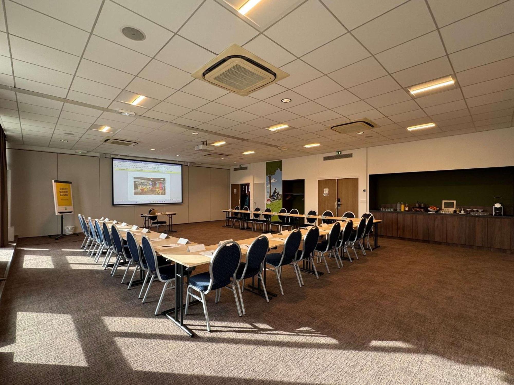 Ibis Styles Angouleme Nord - Hotel Restaurant シャンプニエ エクステリア 写真