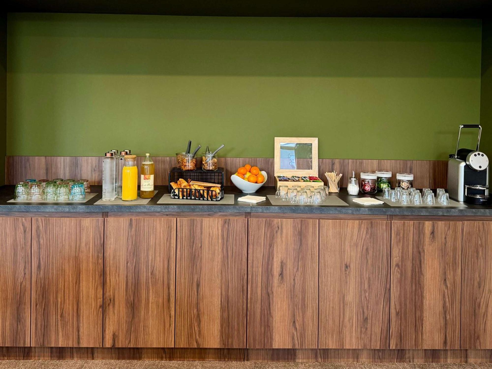Ibis Styles Angouleme Nord - Hotel Restaurant シャンプニエ エクステリア 写真