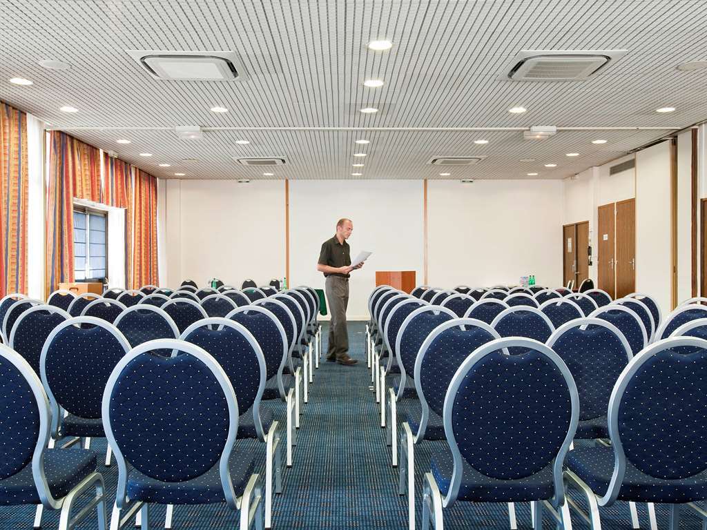 Ibis Styles Angouleme Nord - Hotel Restaurant シャンプニエ ビジネス 写真